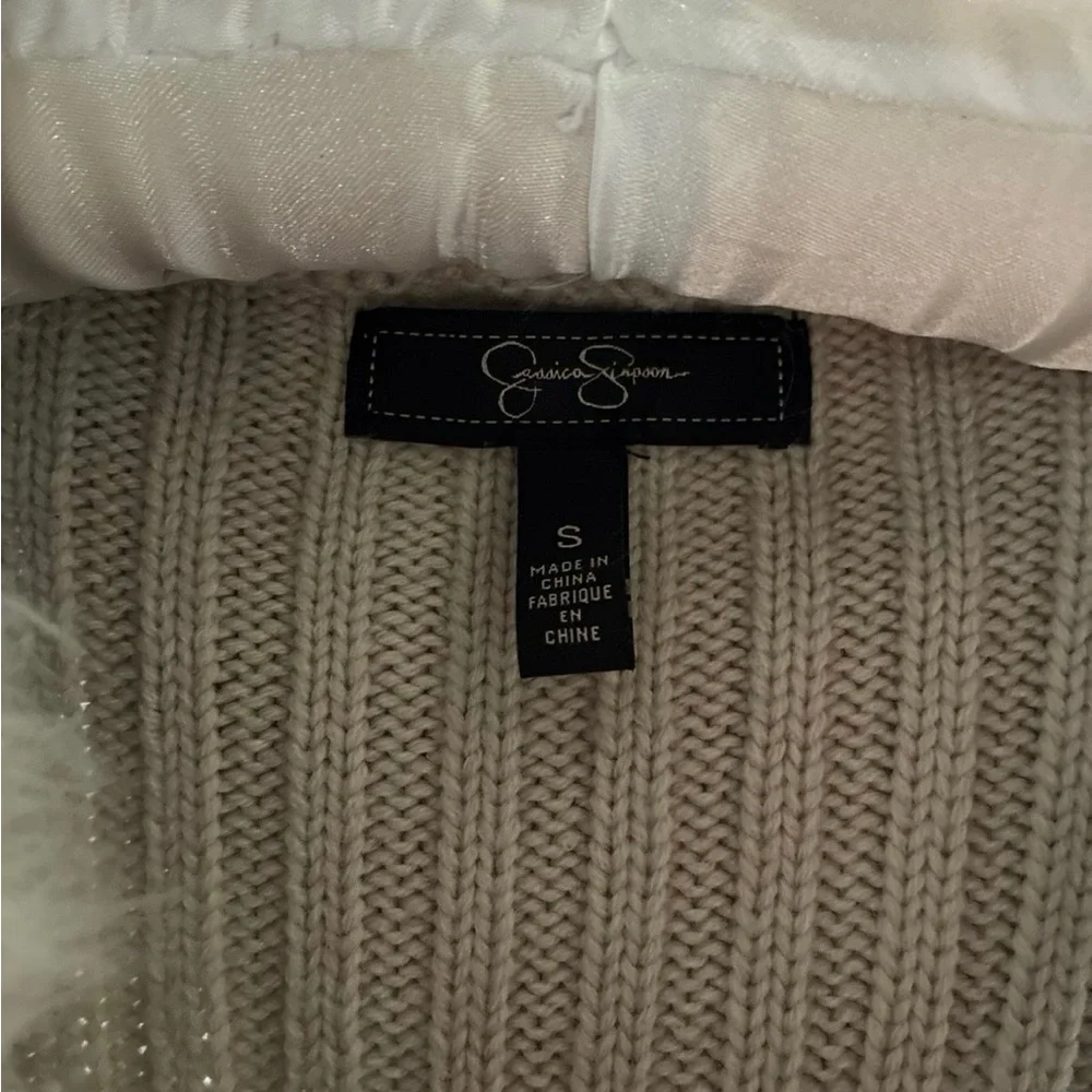 Jessica Simpson Faux Fur Sweater Hooded Vest - Small (S) - Picture 4 of 5